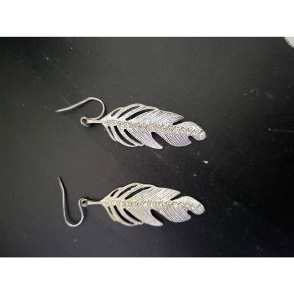 Beautiful silver leaf set long chain. - Picture 2 of 3